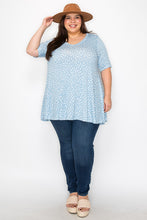 Load image into Gallery viewer, (Sizes: 3XL-5XL) Plus Size Light Blue Cheetah Print Top
