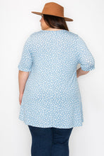 Load image into Gallery viewer, (Sizes: 3XL-5XL) Plus Size Light Blue Cheetah Print Top
