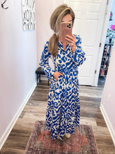 Load image into Gallery viewer, Blue &amp; White Abstract V Neck Maxi Dress
